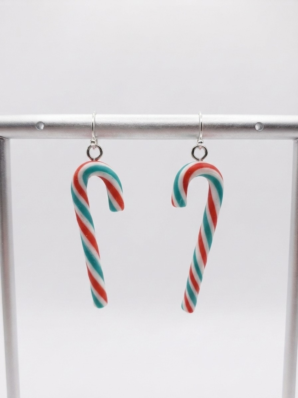 NEW Candy Cane Drop Earrings (0230)